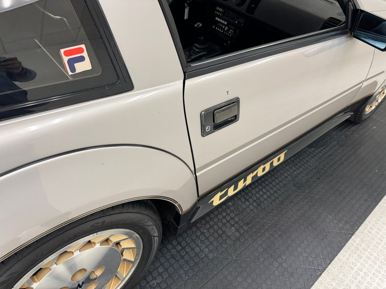 Datsun-Other-1984-Light-Pewter-Metalli-Black-39