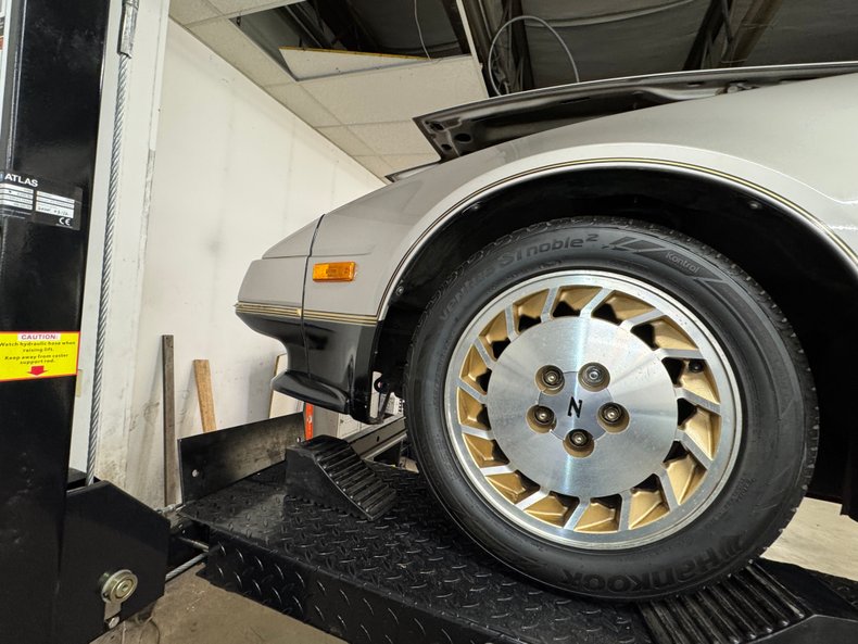 Datsun-Other-1984-Light-Pewter-Metalli-Black-43