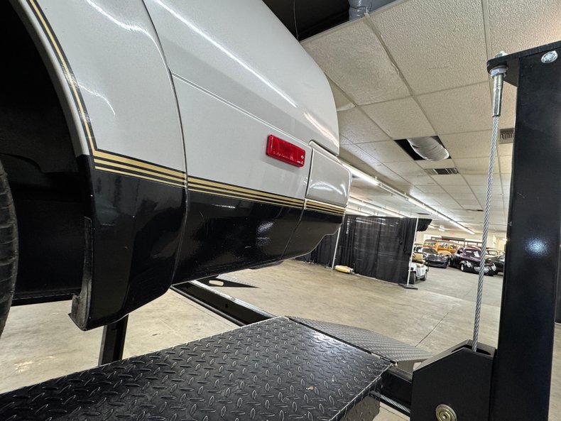 Datsun-Other-1984-Light-Pewter-Metalli-Black-47