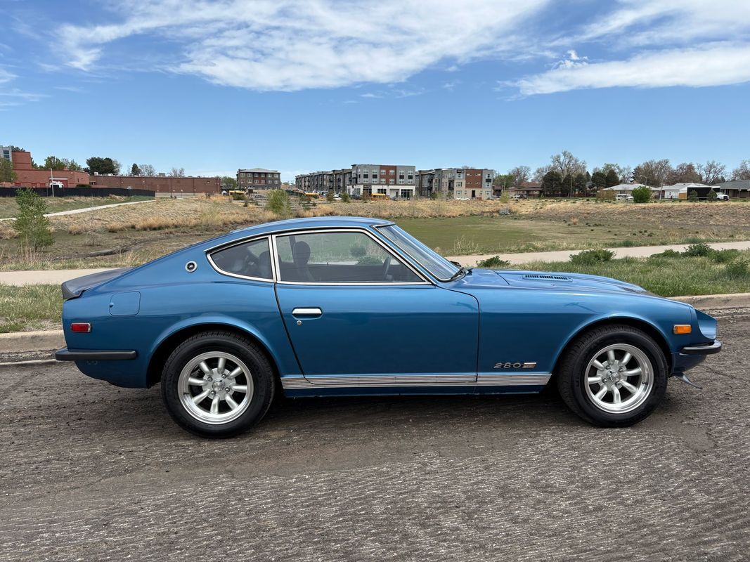Datsun-Z-Series-1977-34