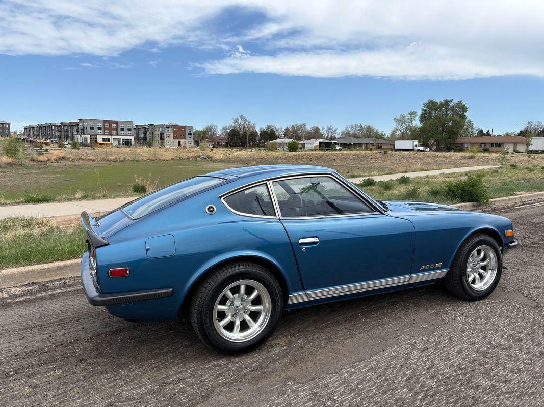 Datsun-Z-Series-1977-36