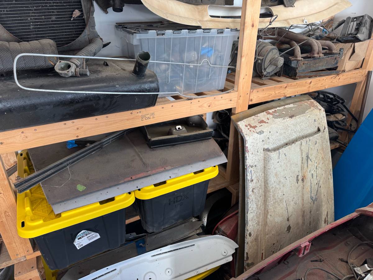 Datsun-roadster-200-1970-red-10