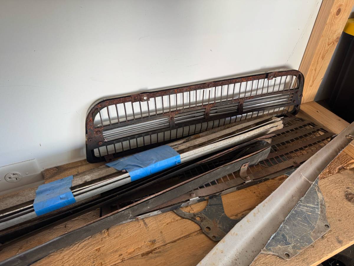 Datsun-roadster-200-1970-red-3