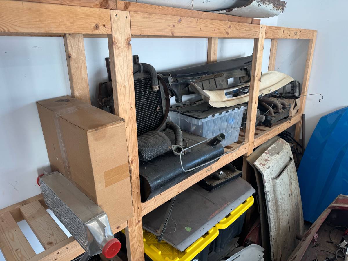 Datsun-roadster-200-1970-red-7