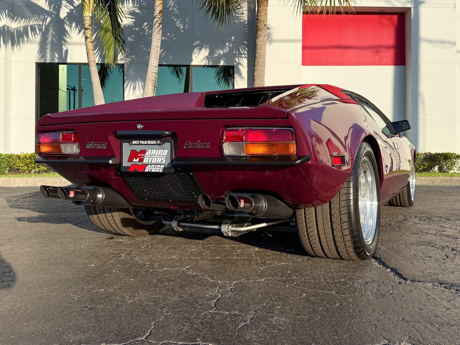 De-Tomaso-Pantera-1973-coupe-16