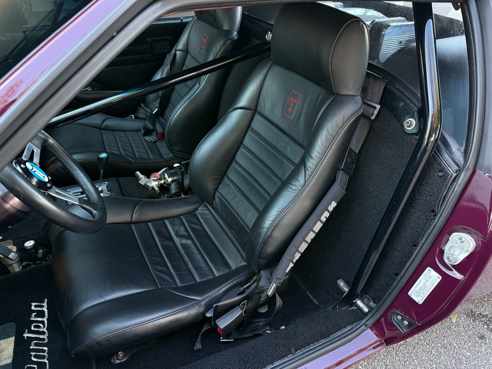 De-Tomaso-Pantera-1973-coupe-22