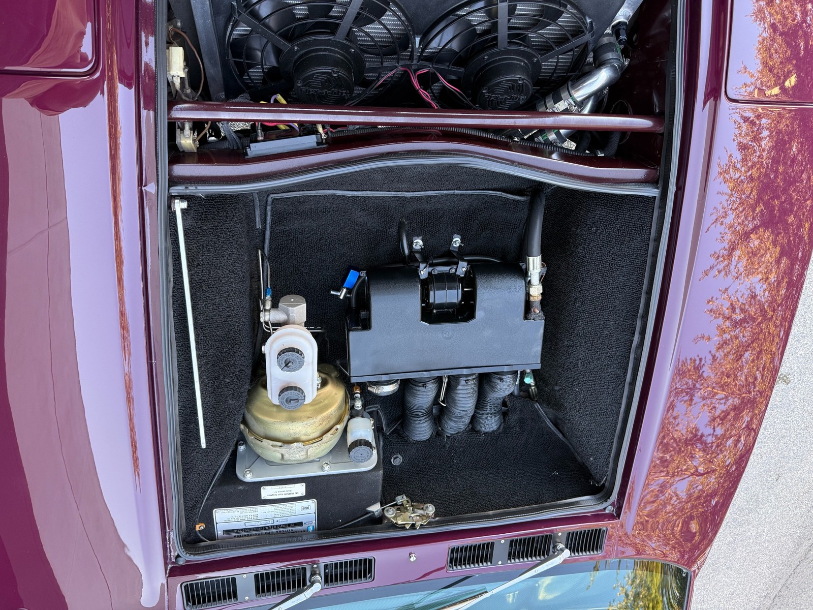 De-Tomaso-Pantera-1973-coupe-28