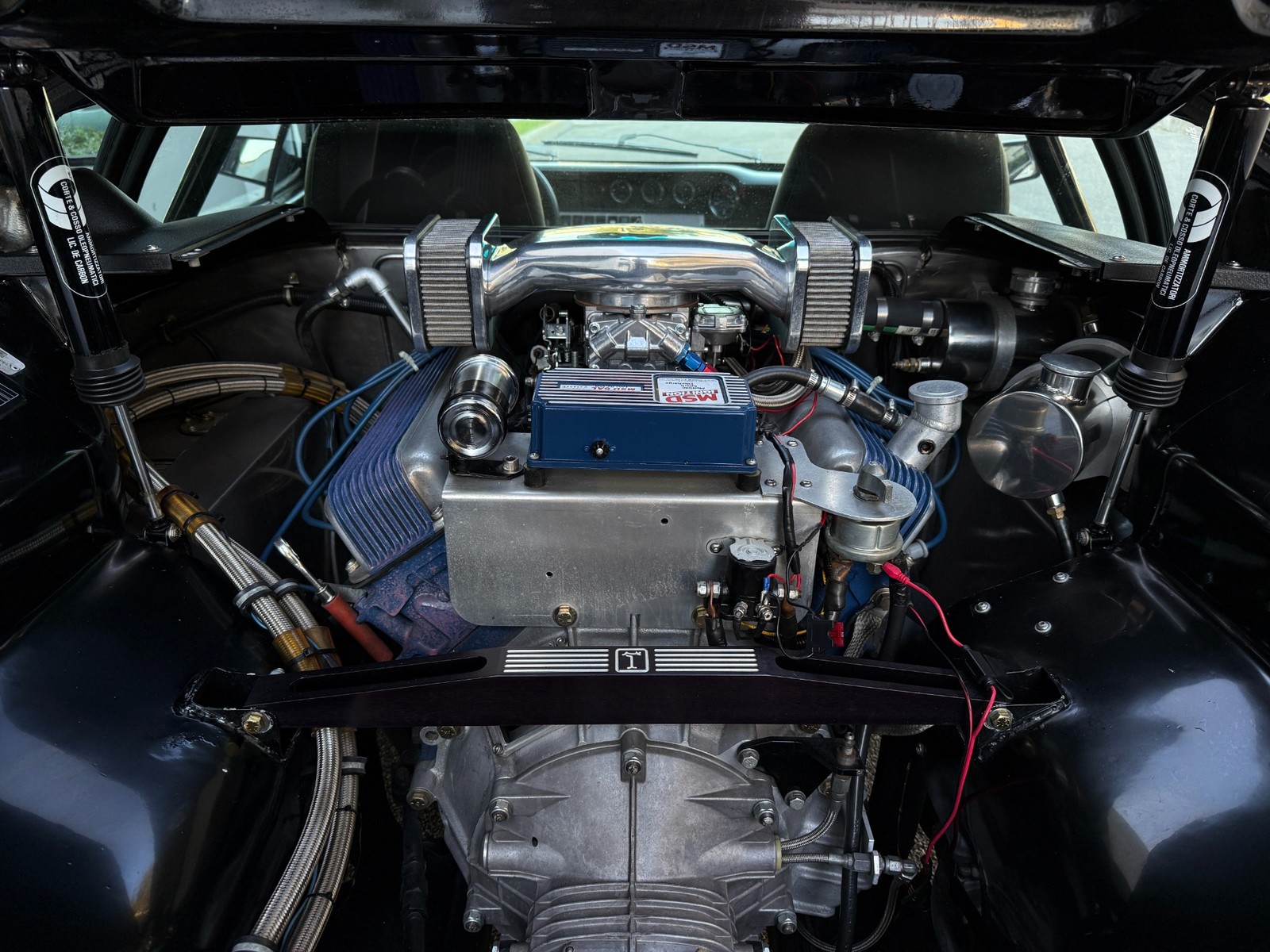 De-Tomaso-Pantera-1973-coupe-33