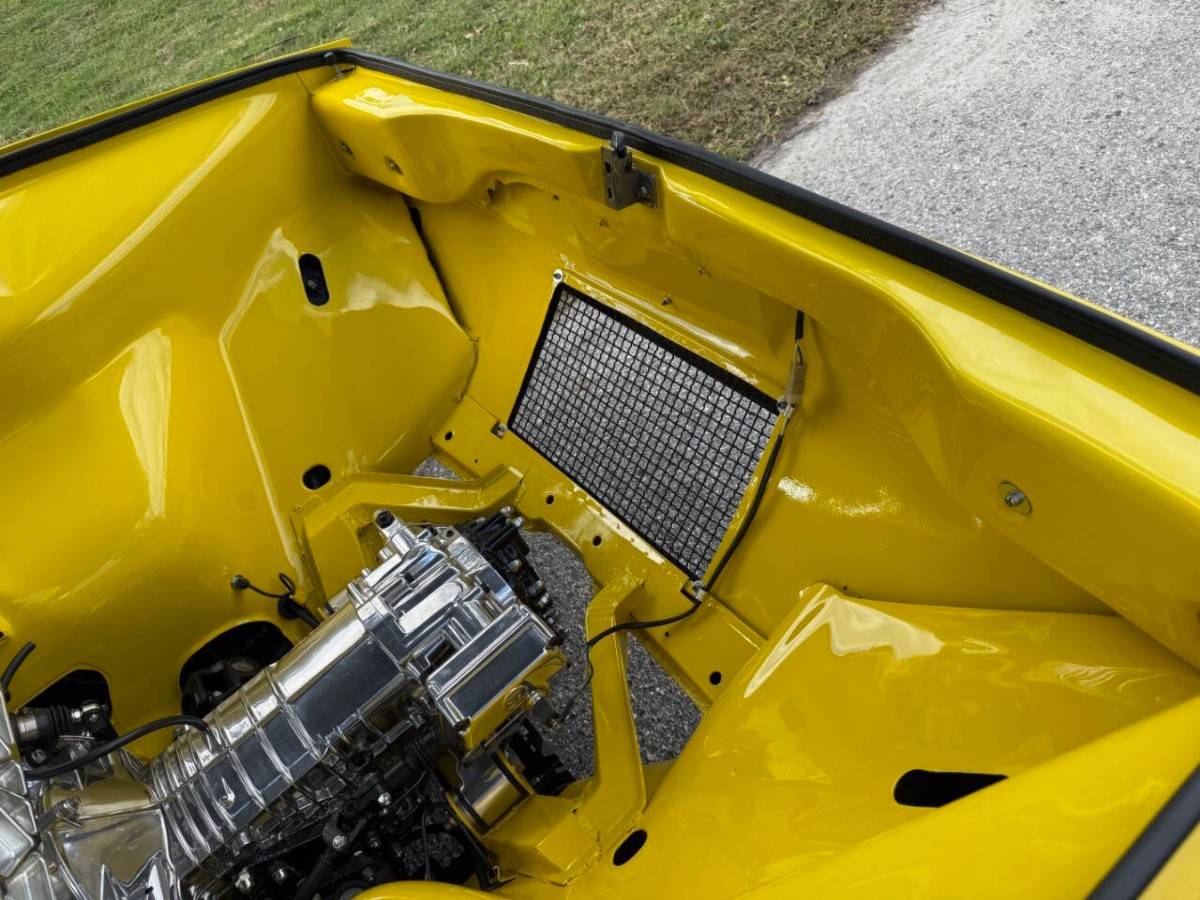 De-tomaso-pantera-1974-yellow-9