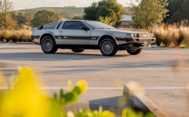 DeLorean-1981-Coupe-10