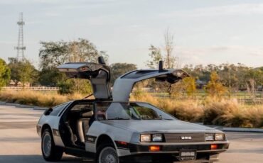 DeLorean-1981-Coupe-19