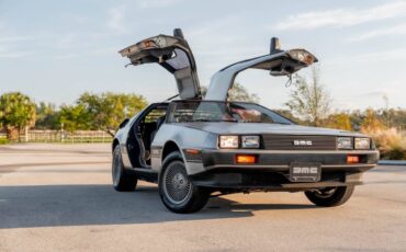 DeLorean-1981-Coupe-22