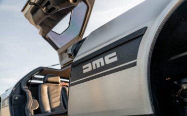DeLorean-1981-Coupe-31