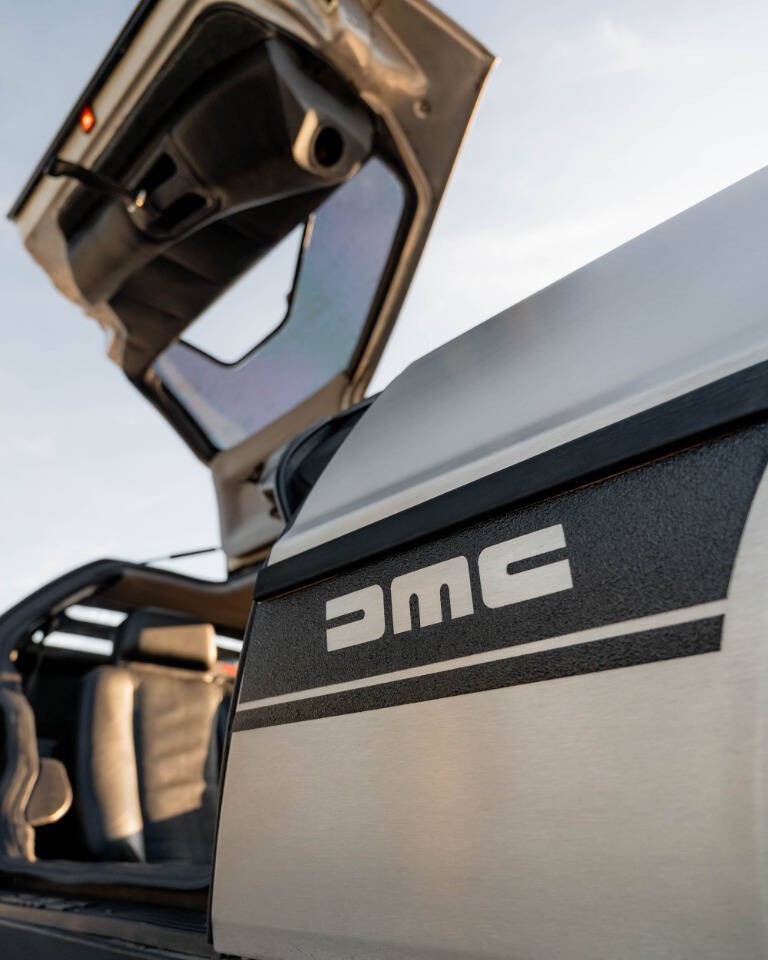 DeLorean-1981-Coupe-32