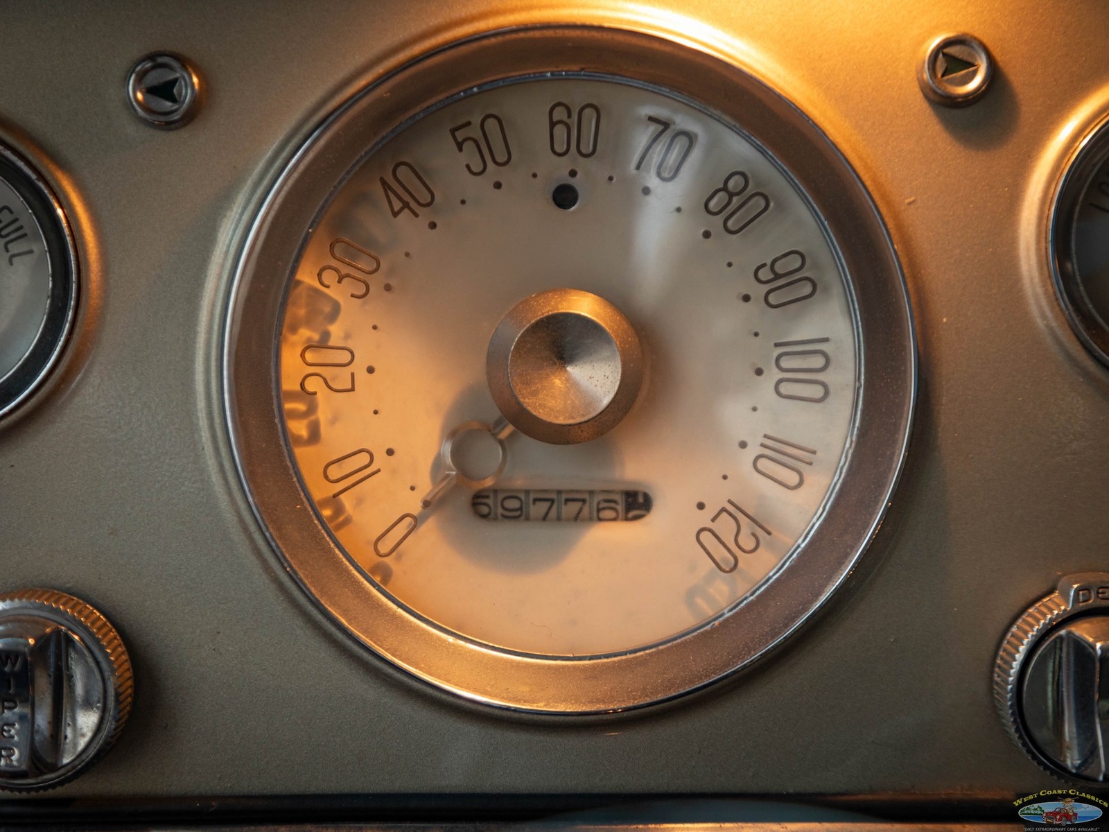 DeSoto-1956-2-Door-Hardtop-36