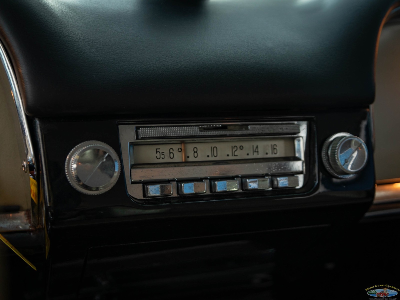 DeSoto-1956-2-Door-Hardtop-38