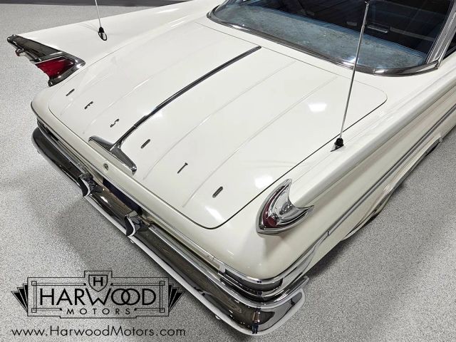 DeSoto-1961-Coupe-11