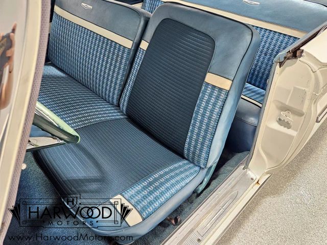 DeSoto-1961-Coupe-35