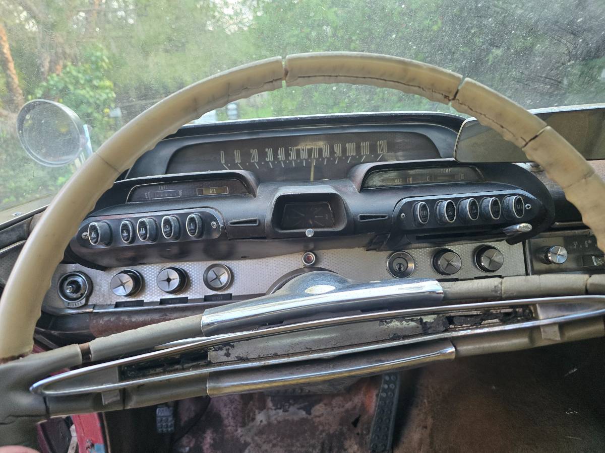 Desoto-fireflite-1960-red-13