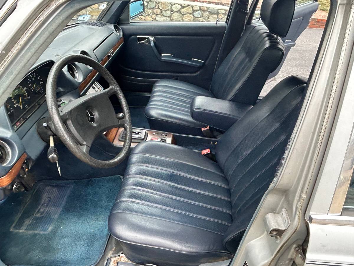 Diesel-1983-silver-4