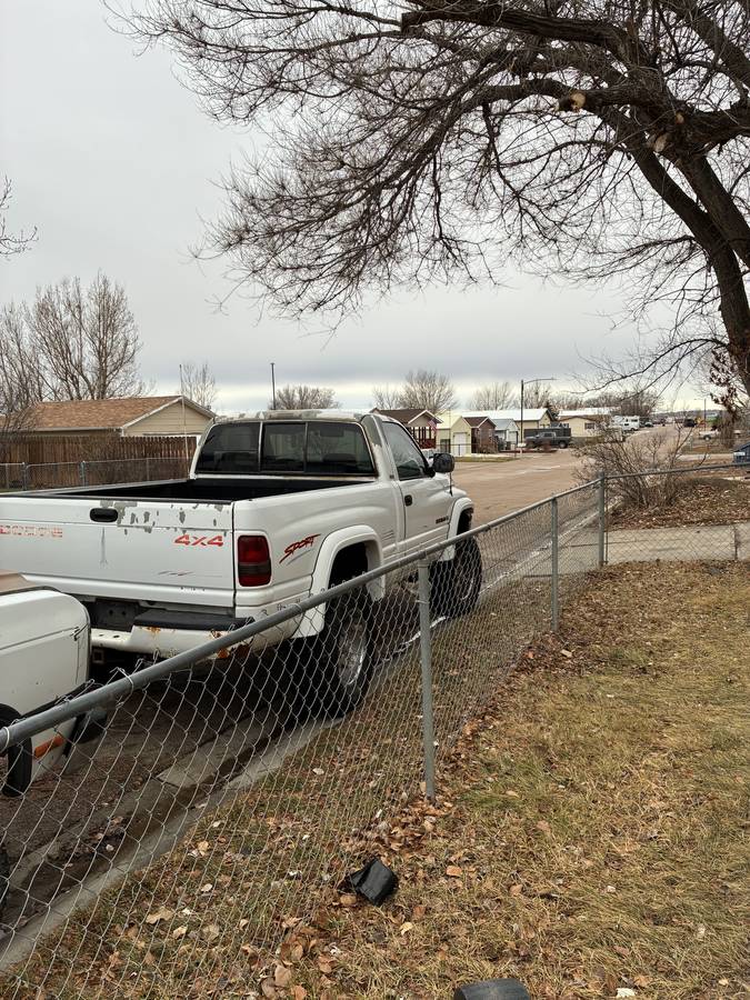 Dodge-1500-sport-4x4-1996-white-1