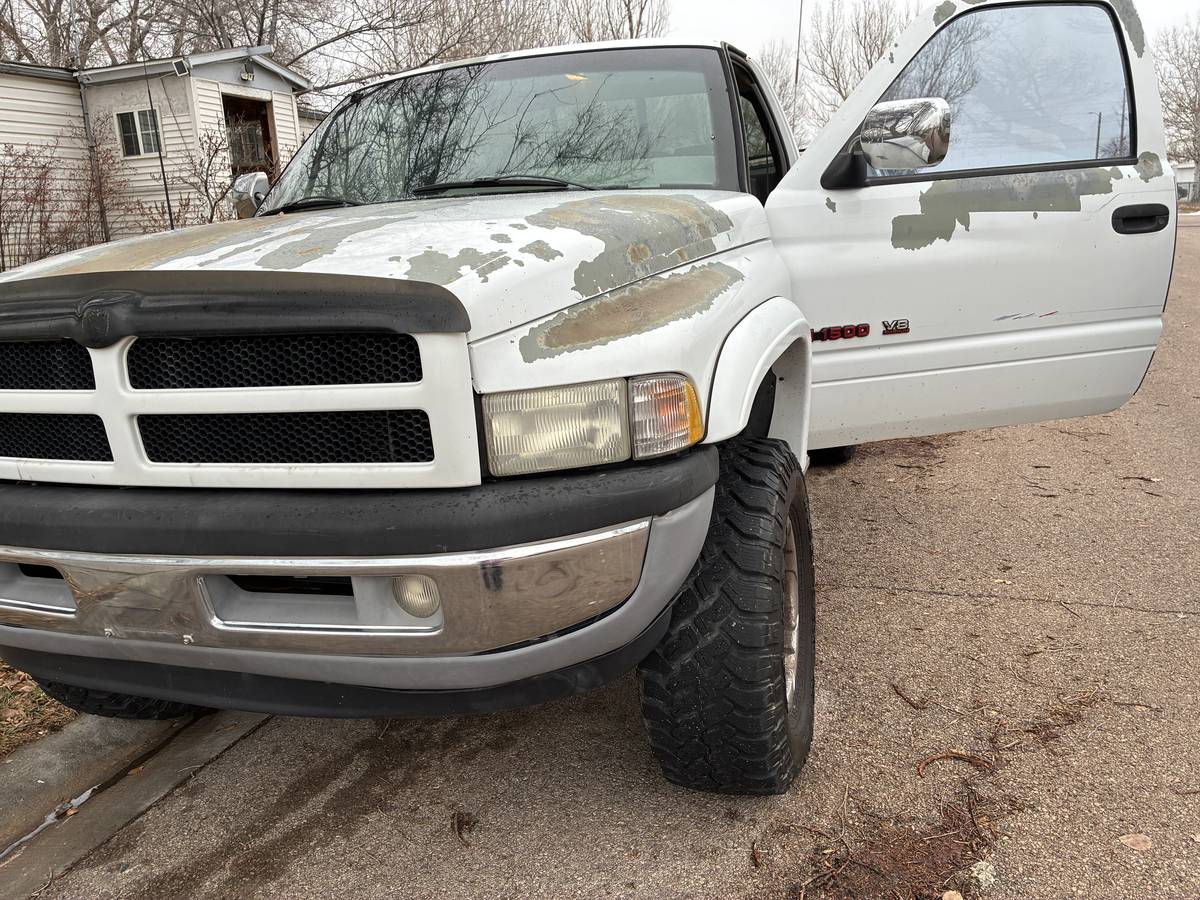 Dodge-1500-sport-4x4-1996-white-4