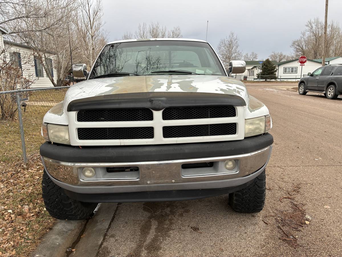 Dodge-1500-sport-4x4-1996-white-6