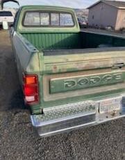Dodge-250-1985-green-4