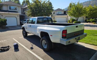 Dodge-3500-quadcab-dually-4x4-diesel-1996-white-2