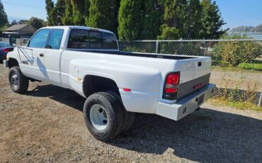 Dodge-3500-quadcab-dually-4x4-diesel-1996-white-4