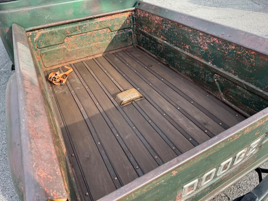 Dodge-C3-5-window-Pick-Up-Truck-440-aluminum-heads-patina-solid-1955-21