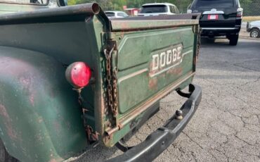 Dodge-C3-5-window-Pick-Up-Truck-440-aluminum-heads-patina-solid-1955-22