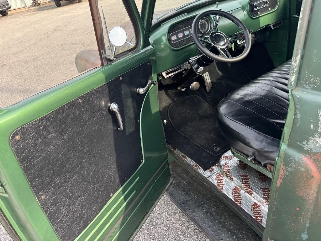 Dodge-C3-5-window-Pick-Up-Truck-440-aluminum-heads-patina-solid-1955-31