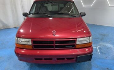 Dodge-Caravan-1995-Mini-Passenger-Van-2