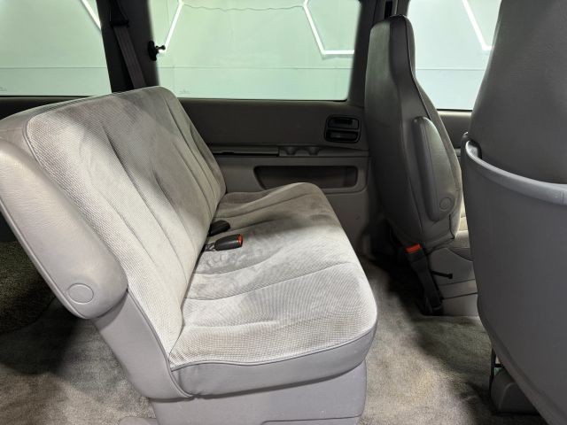 Dodge-Caravan-1995-Mini-Passenger-Van-20