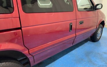 Dodge-Caravan-1995-Mini-Passenger-Van-27
