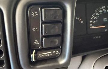 Dodge-Caravan-1995-Mini-Passenger-Van-31