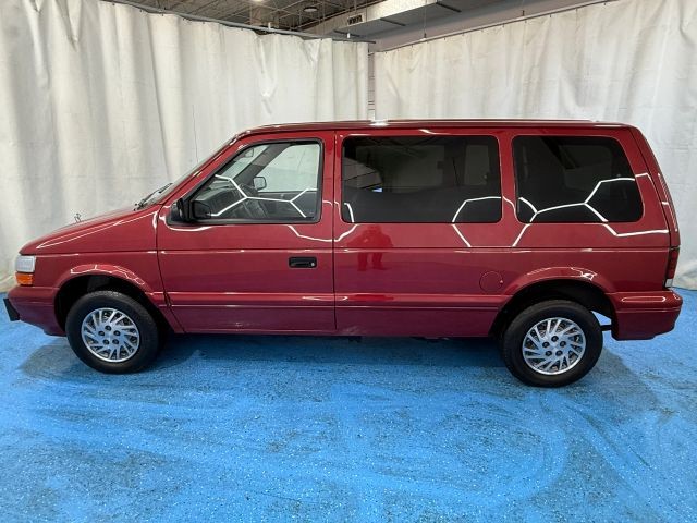 Dodge-Caravan-1995-Mini-Passenger-Van-4