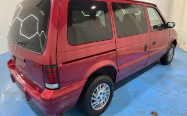 Dodge-Caravan-1995-Mini-Passenger-Van-7