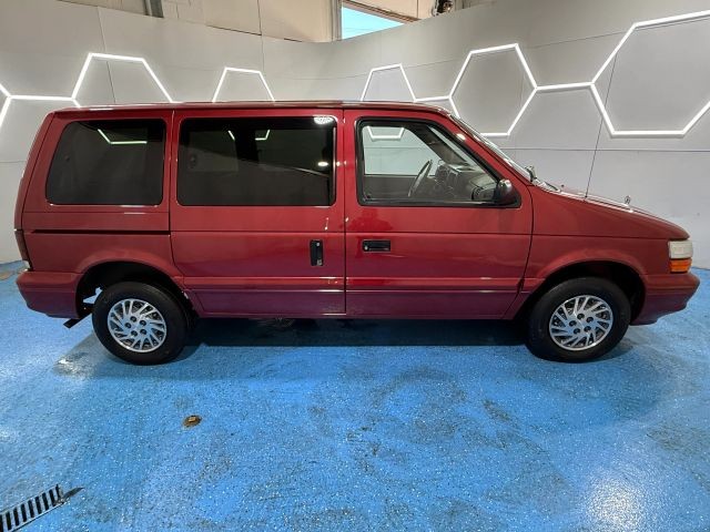 Dodge-Caravan-1995-Mini-Passenger-Van-8