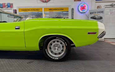 Dodge-Challenger-1970-27