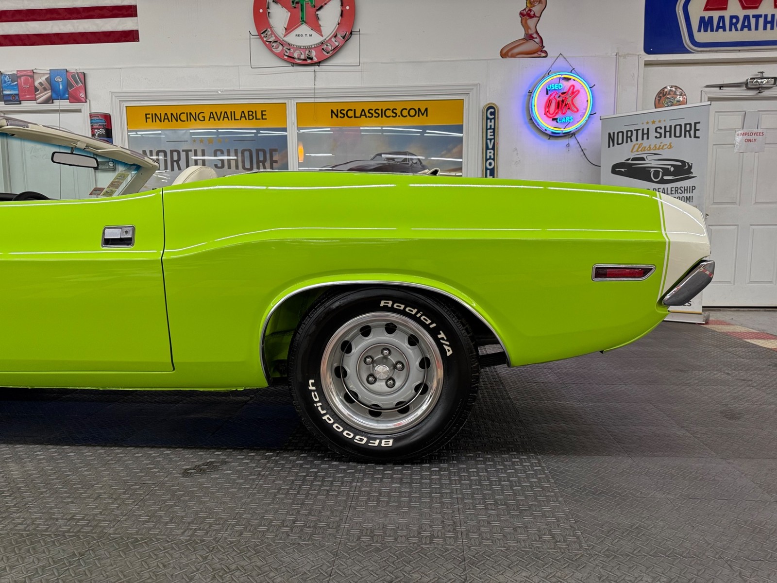 Dodge-Challenger-1970-27