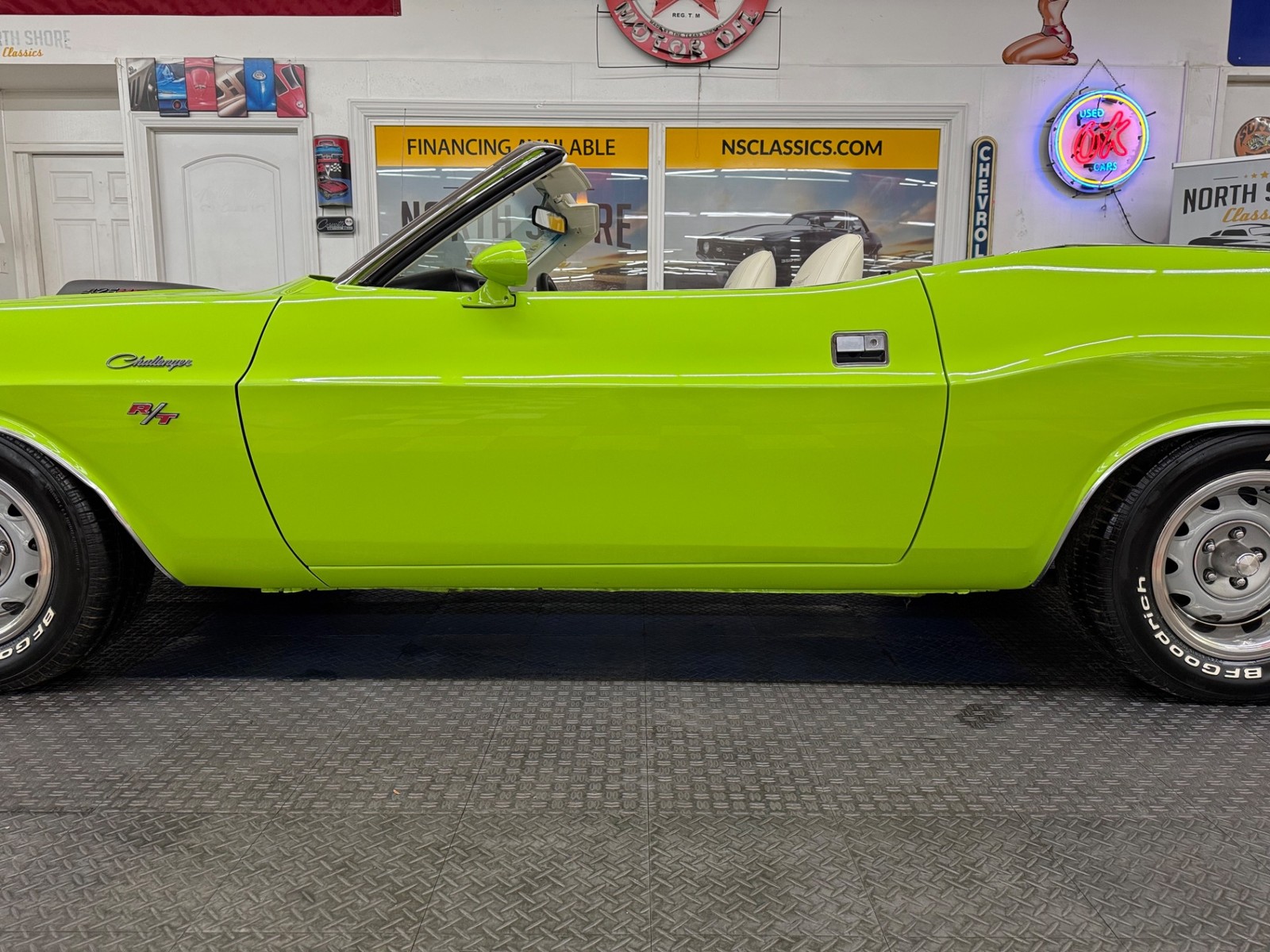 Dodge-Challenger-1970-28