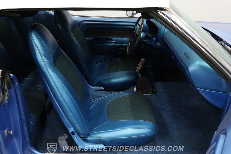 Dodge-Challenger-1970-Blue-Blue-15