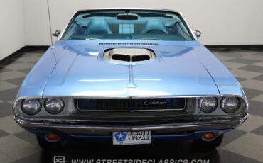 Dodge-Challenger-1970-Blue-Blue-19