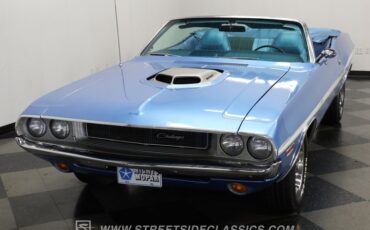 Dodge-Challenger-1970-Blue-Blue-20