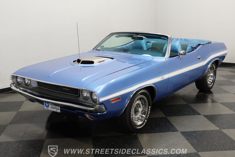 Dodge-Challenger-1970-Blue-Blue-21
