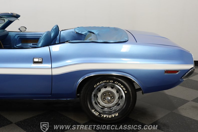 Dodge-Challenger-1970-Blue-Blue-27