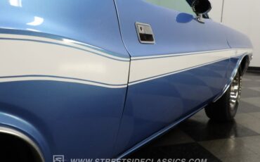 Dodge-Challenger-1970-Blue-Blue-29