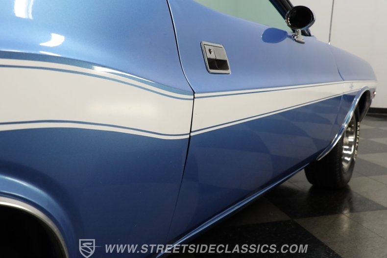 Dodge-Challenger-1970-Blue-Blue-29